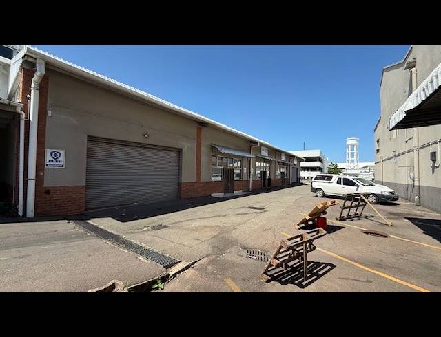 120M² STORAGE UNIT TO LET IN STAMFORD HILL